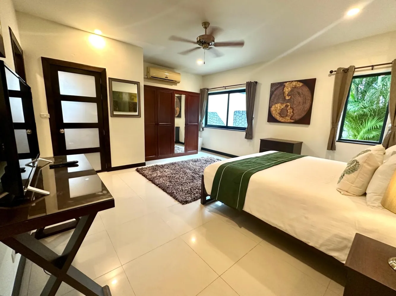 Property image - full photo 28