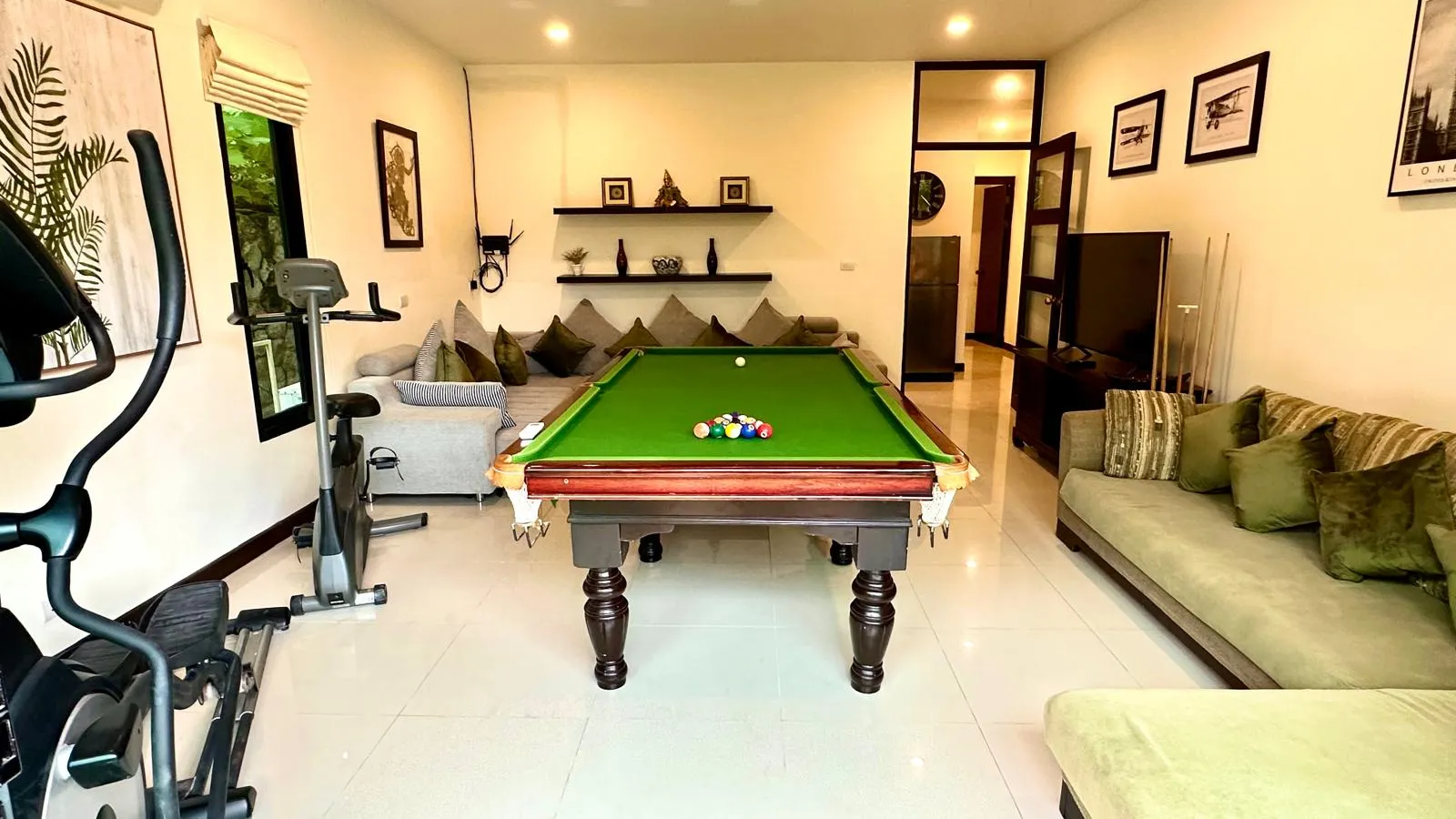 Property image - full photo 9