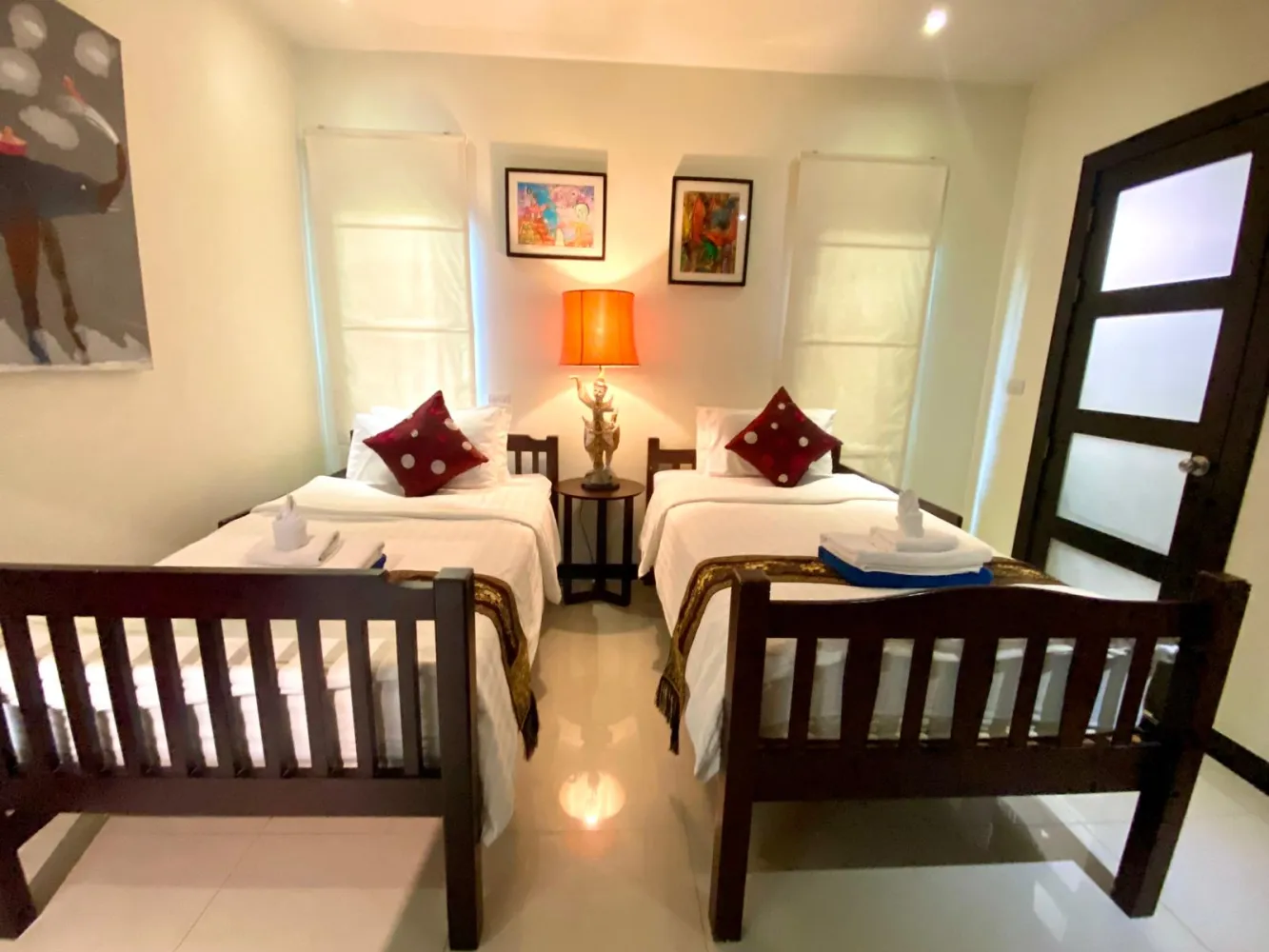 Property image - full photo 11