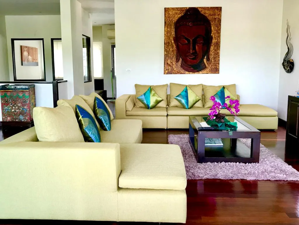Property image - full photo 6