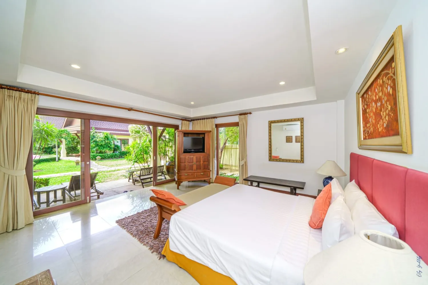 Property image - full photo 18