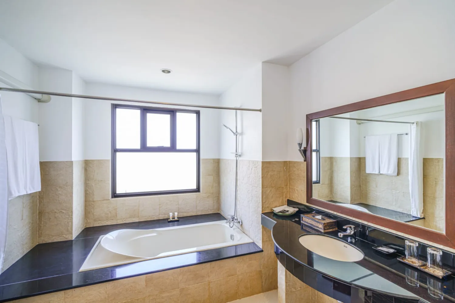 Property image - full photo 21