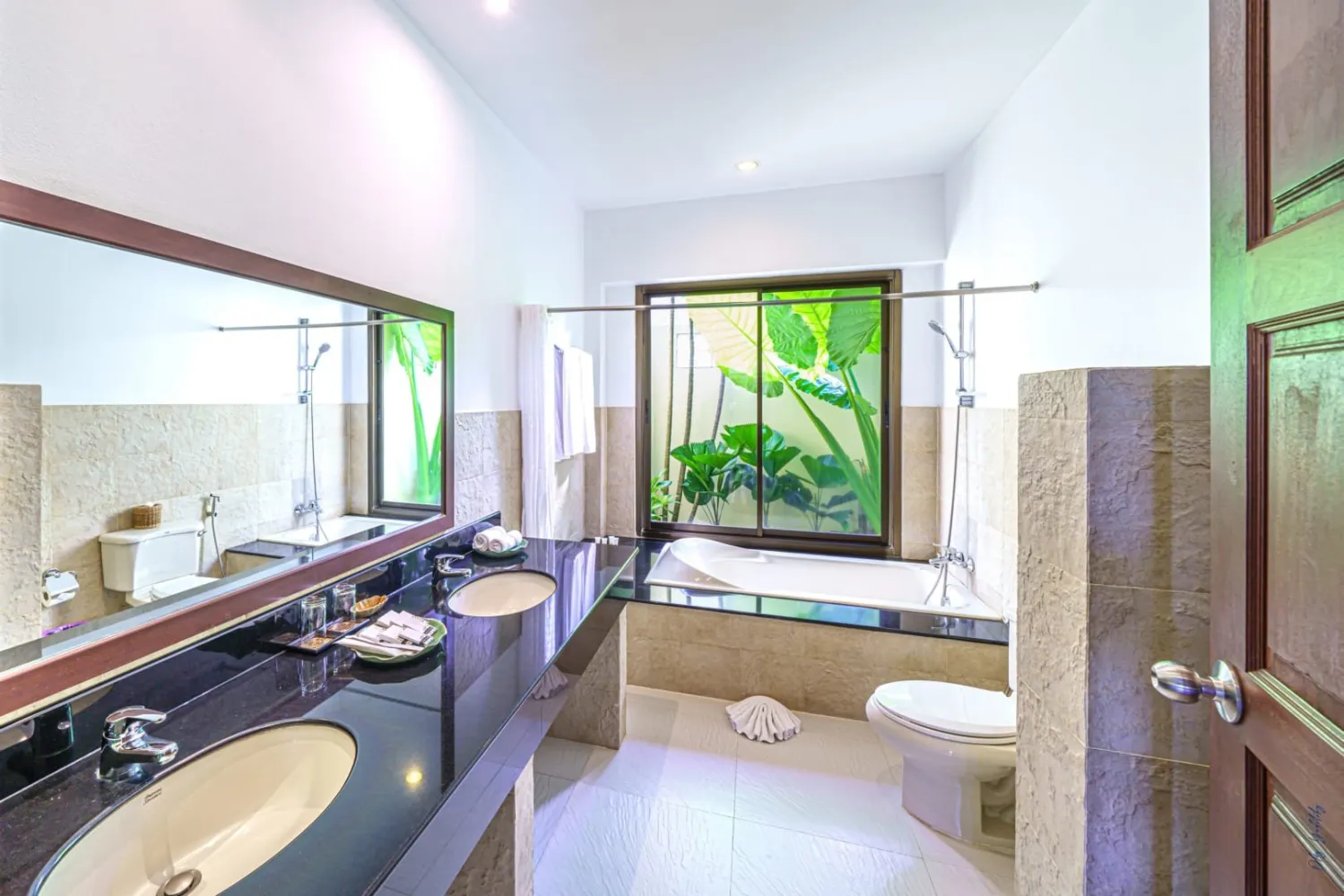 Property image - full photo 35