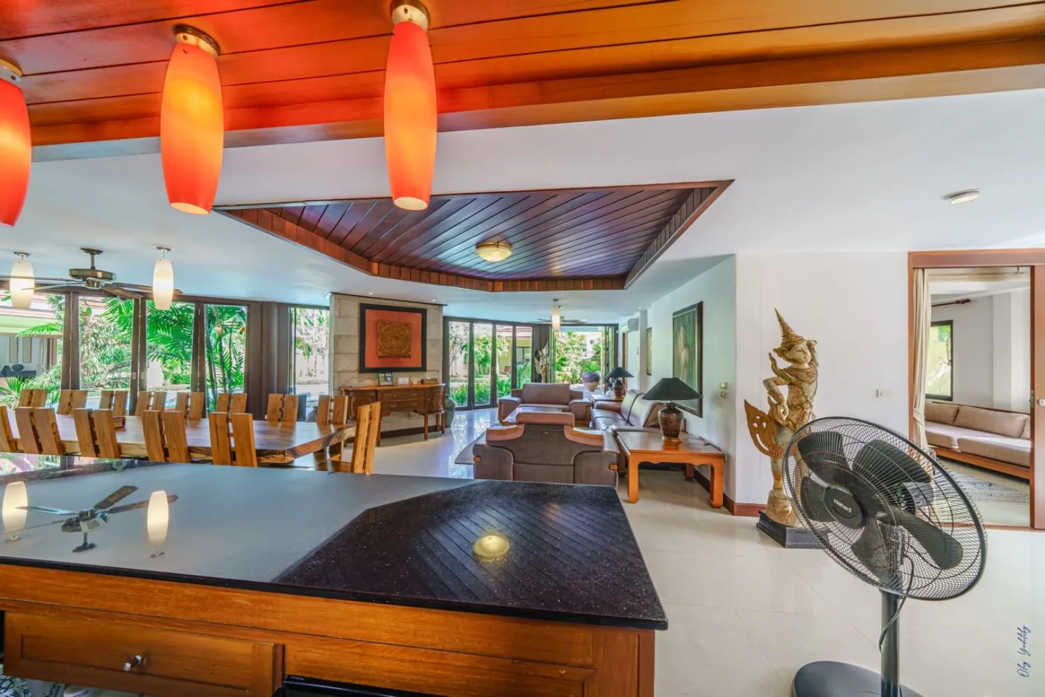 Property image - full photo 6