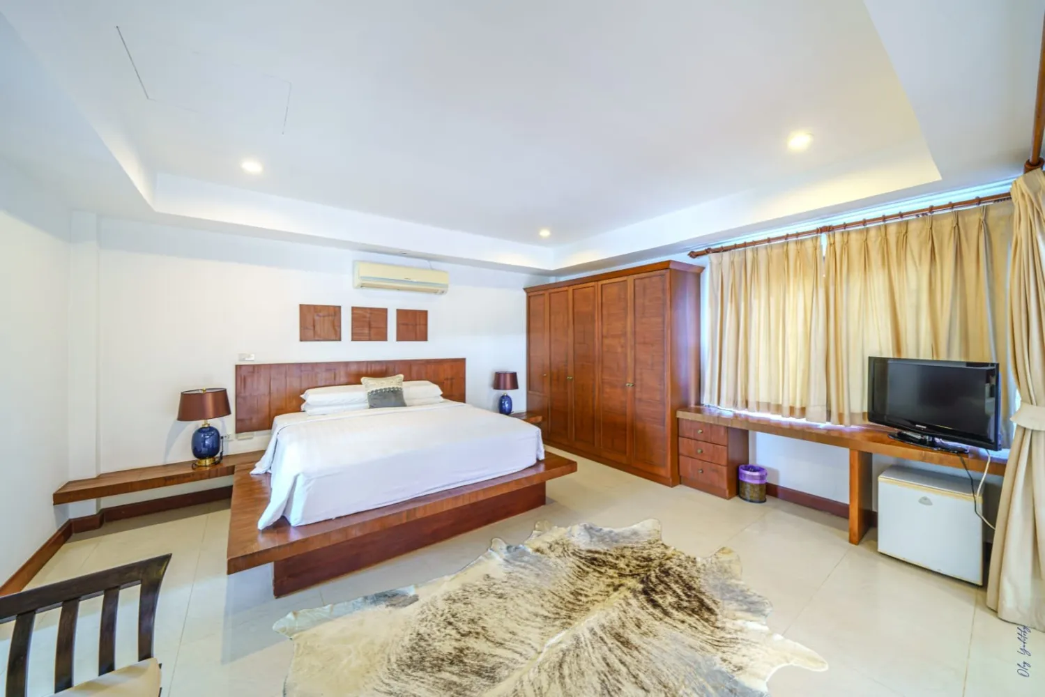 Property image - full photo 42