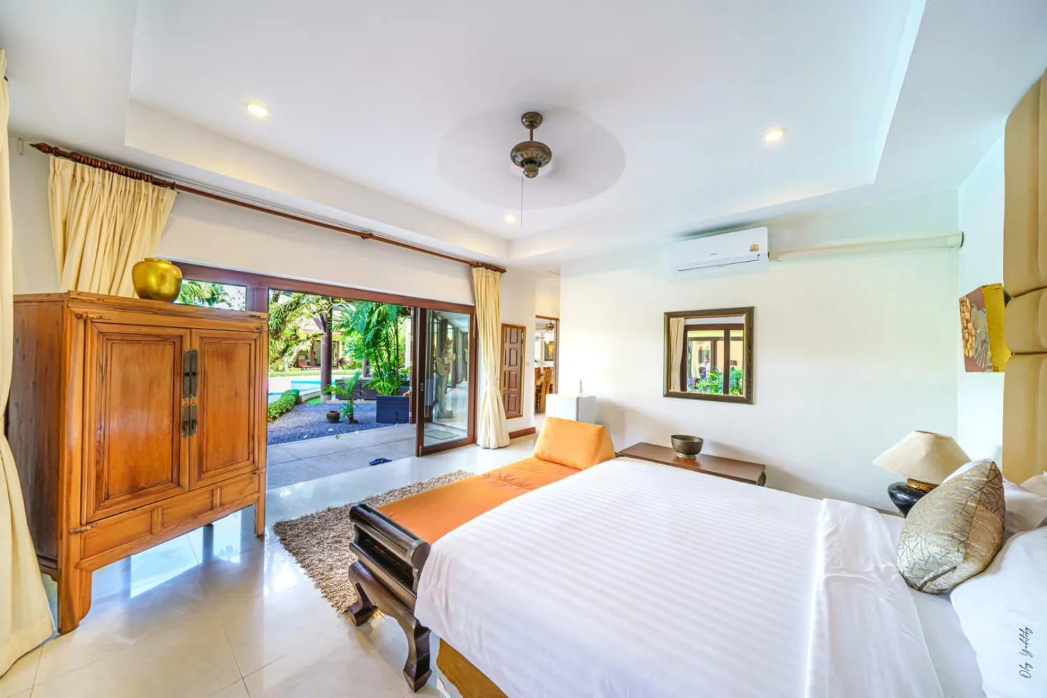 Property image - full photo 53