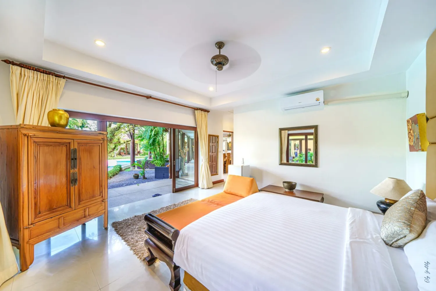 Property image - full photo 54
