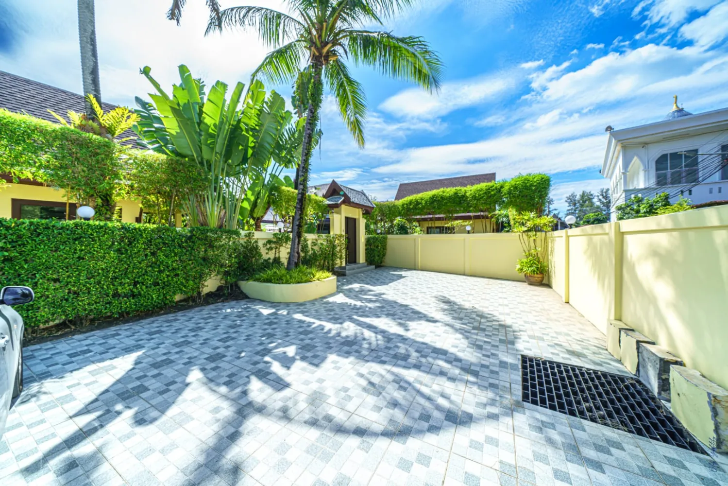 Property image - full photo 93
