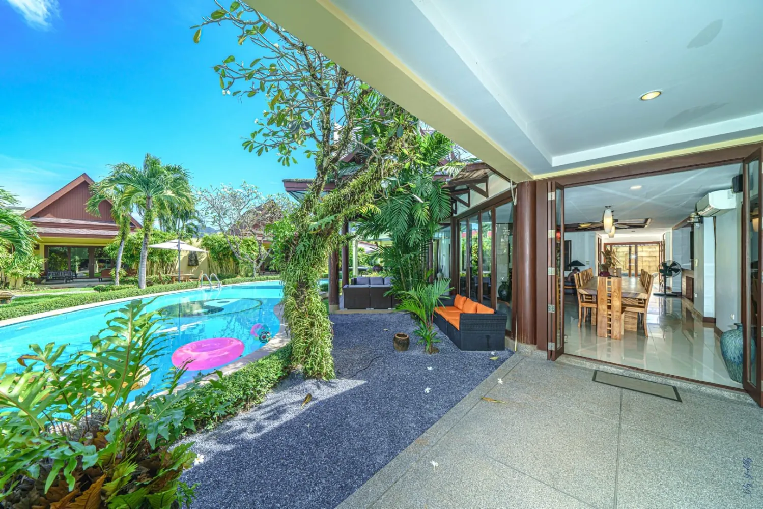 Property image - full photo 87