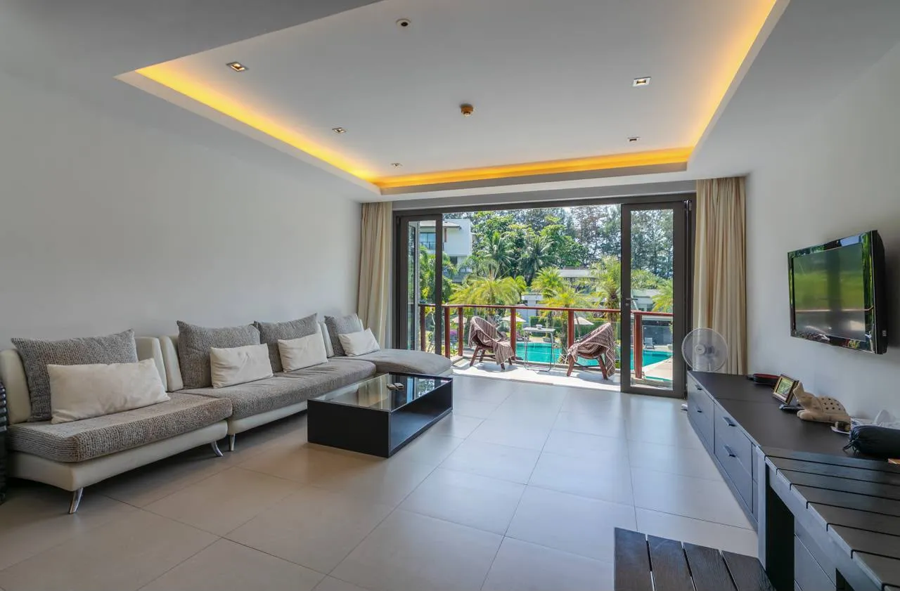 Property image - full photo 3