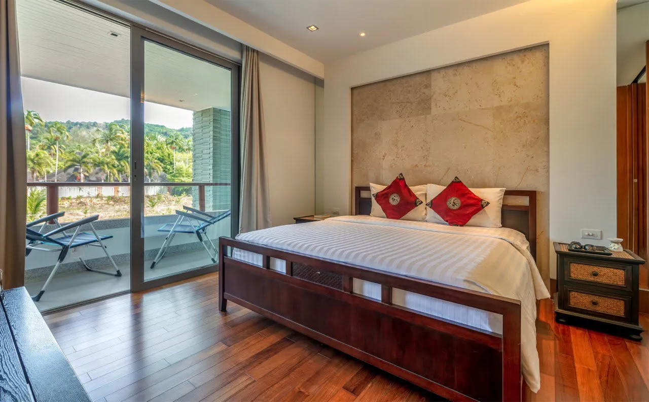 Property image - full photo 6