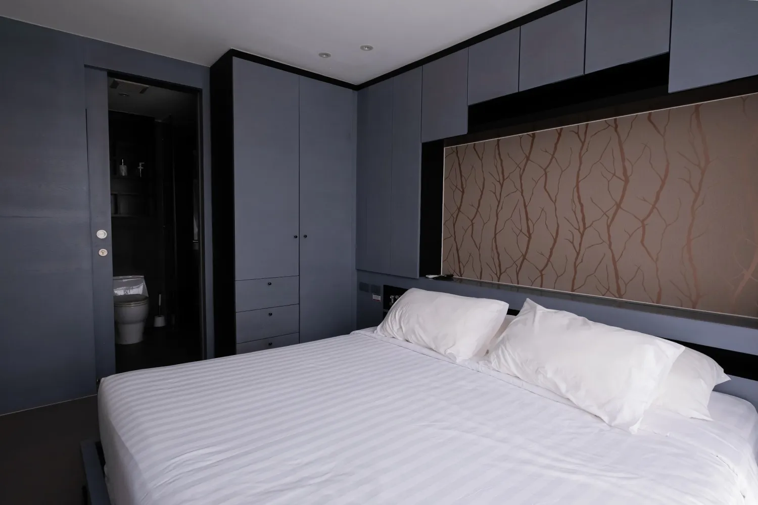 Property image - full photo 9