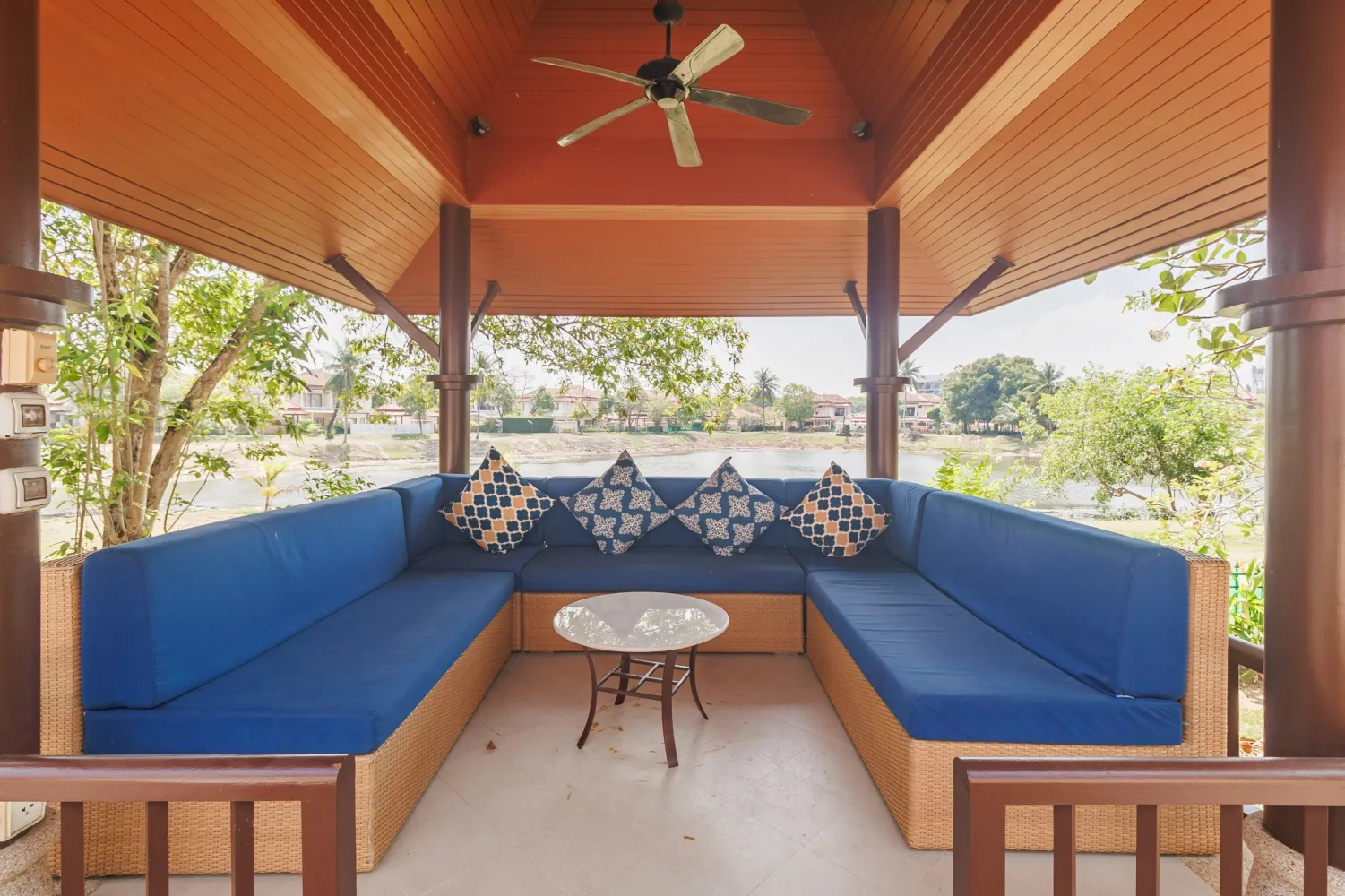 Property image - full photo 51