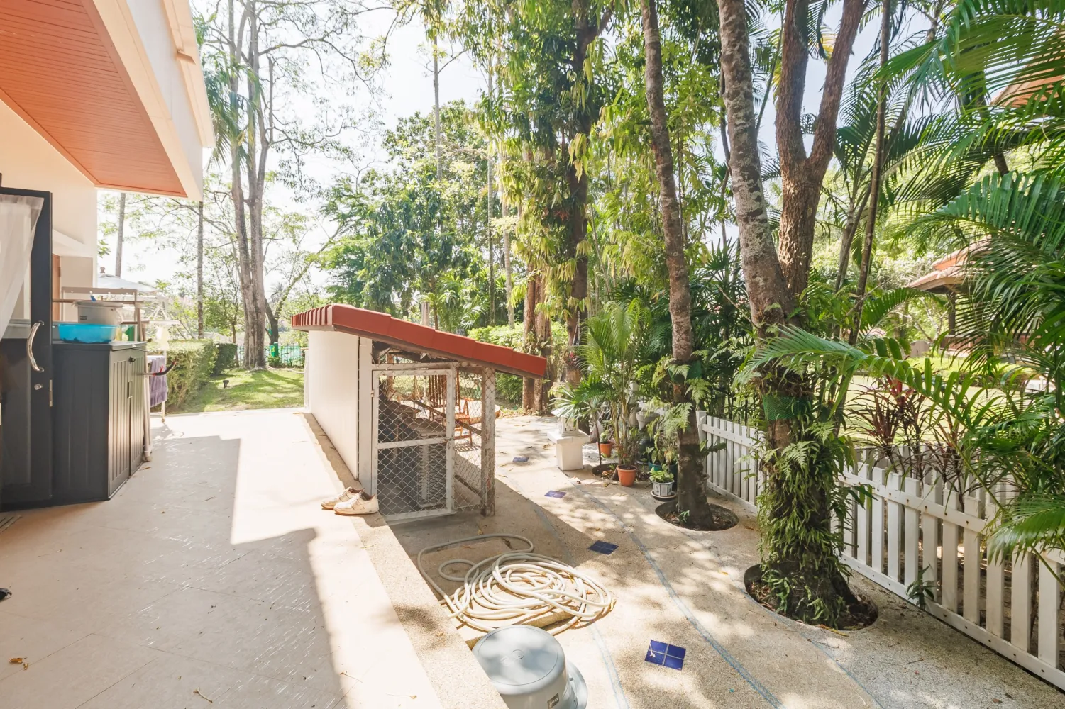 Property image - full photo 57