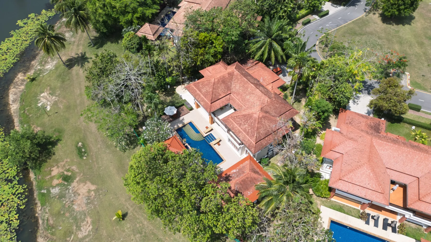 Property image - full photo 67