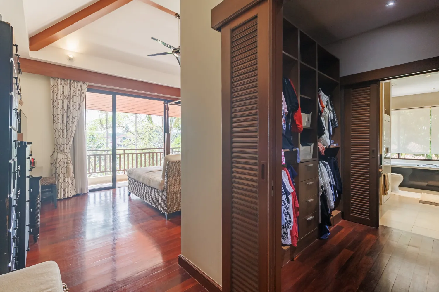 Property image - full photo 23