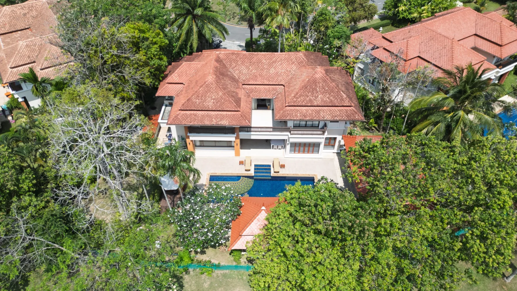 Property image - full photo 66