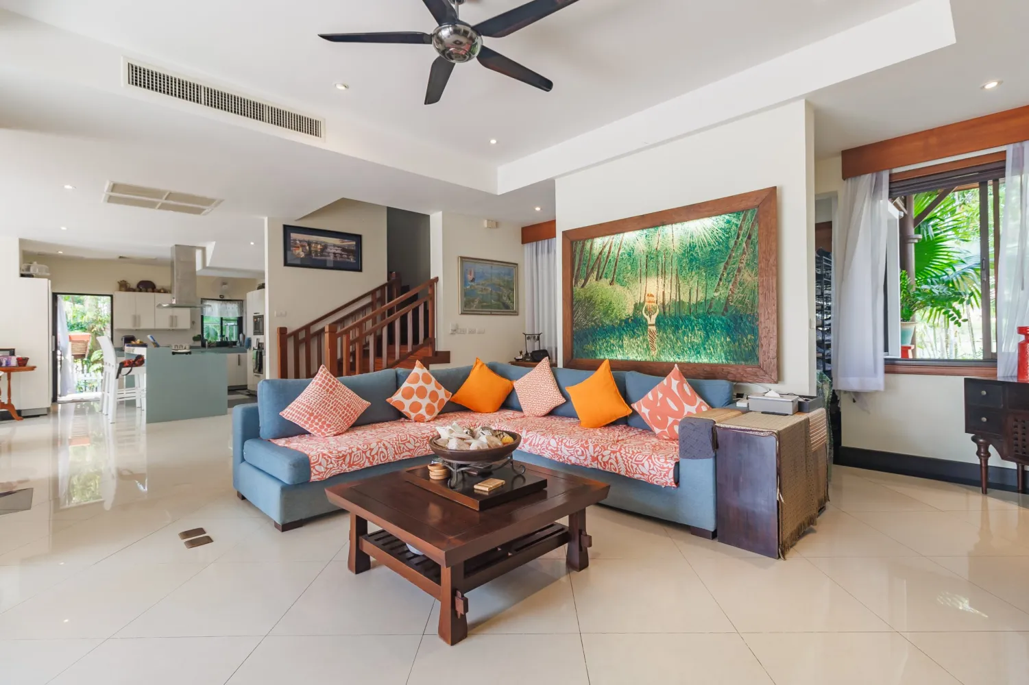 Property image - full photo 3