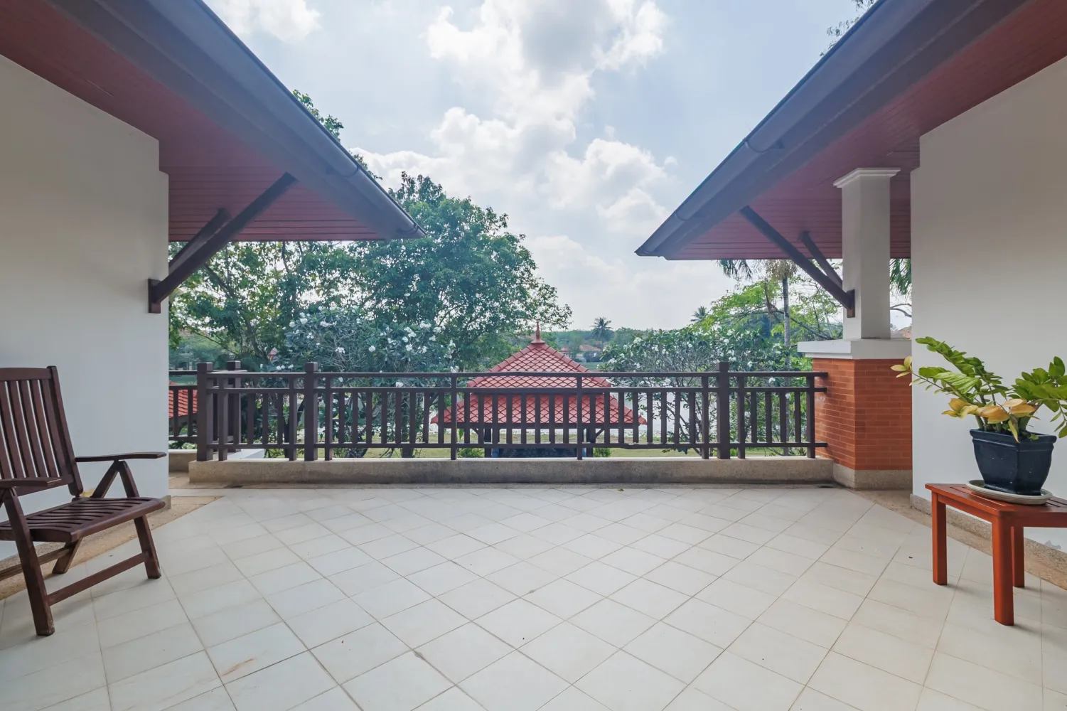 Property image - full photo 43