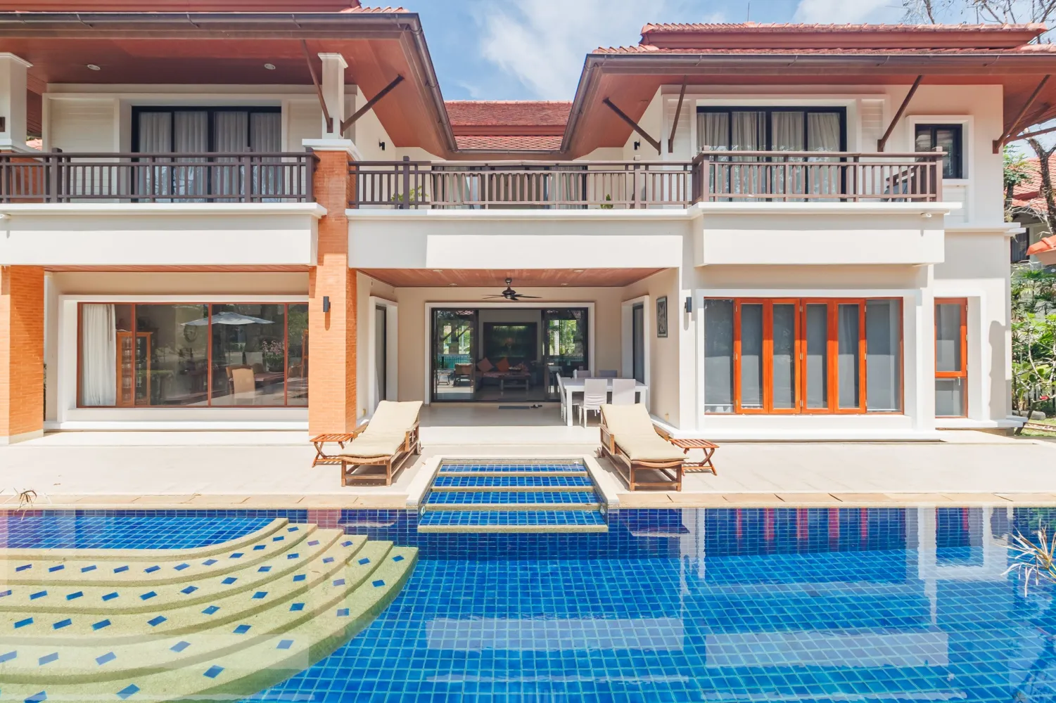 Property image - full photo 1