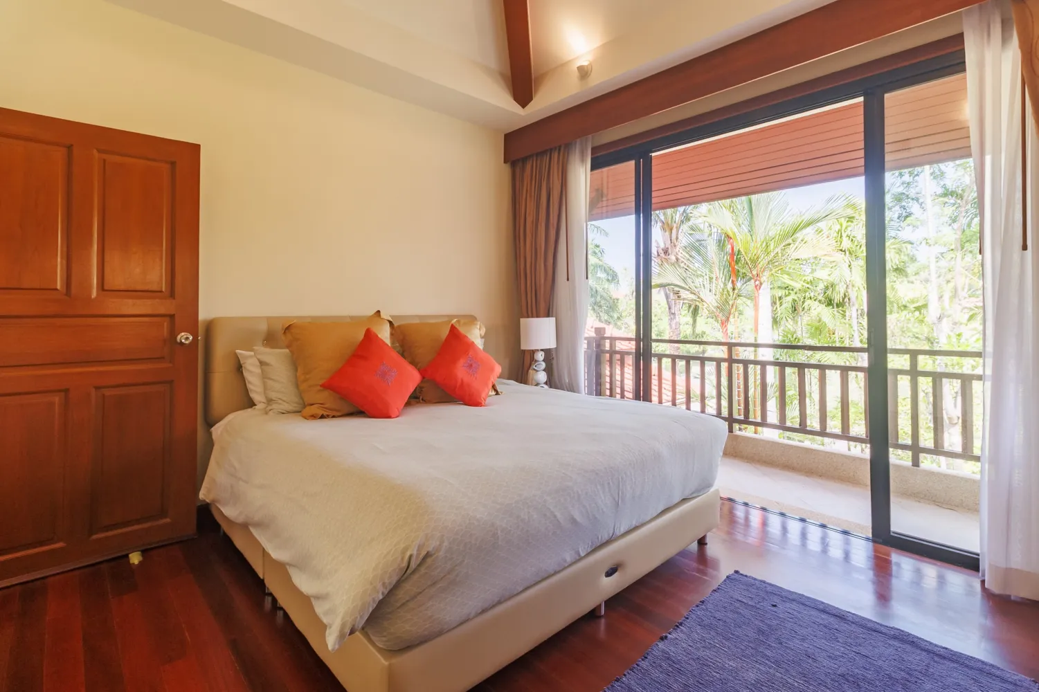 Property image - full photo 38