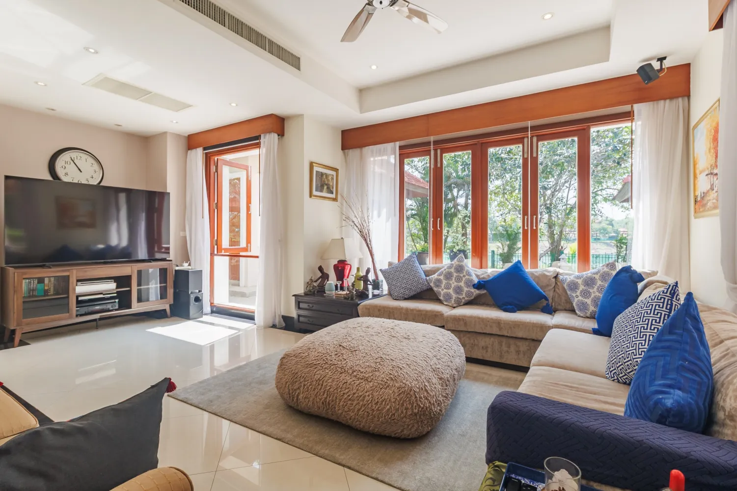 Property image - full photo 45