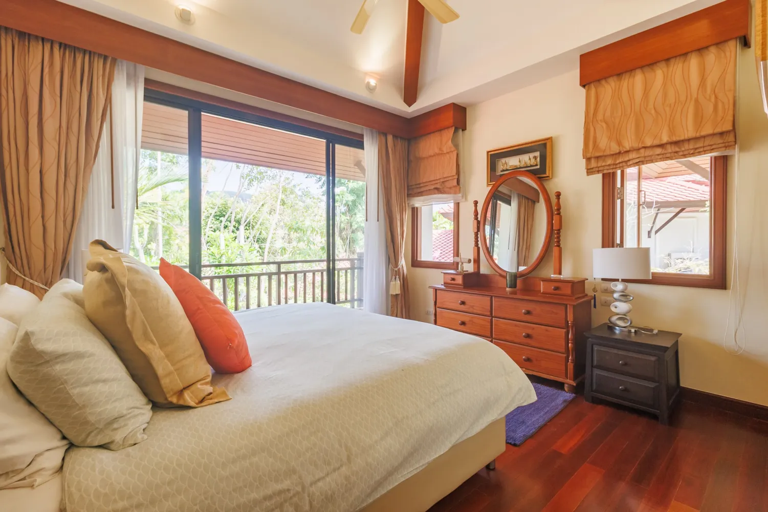 Property image - full photo 40