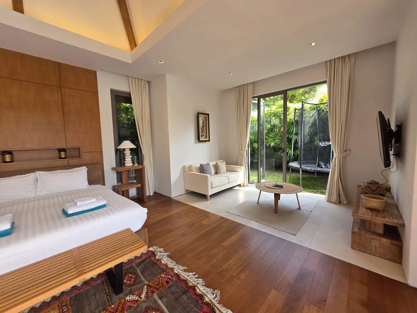 Property image - full photo 27