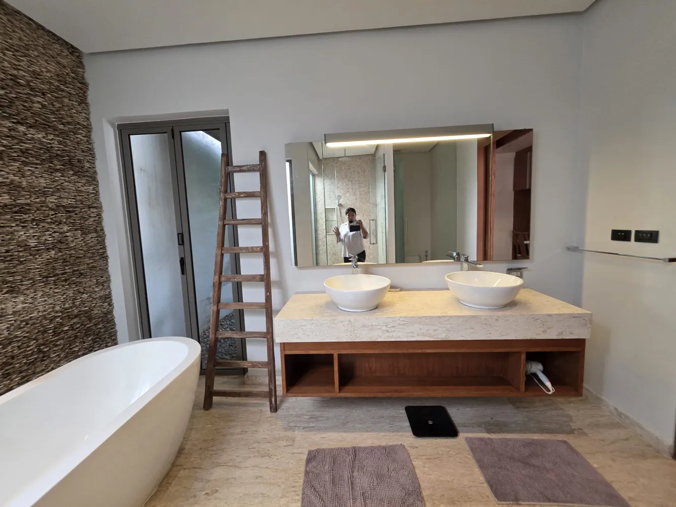 Property image - full photo 29