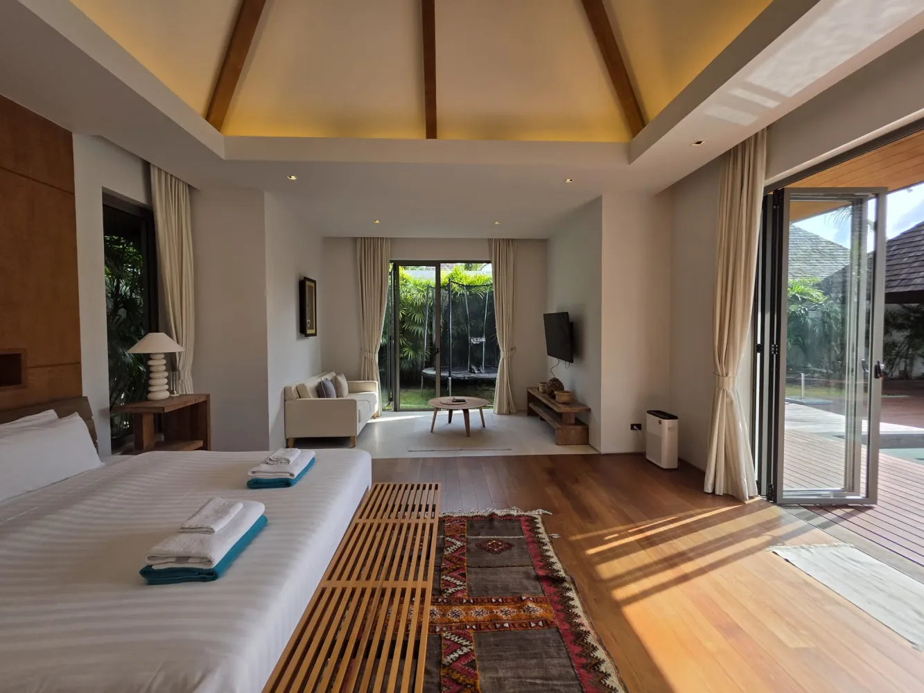 Property image - full photo 34