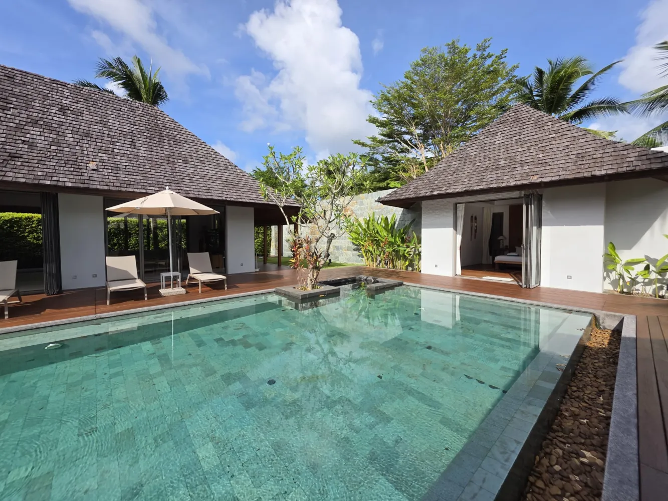Property image - full photo 43