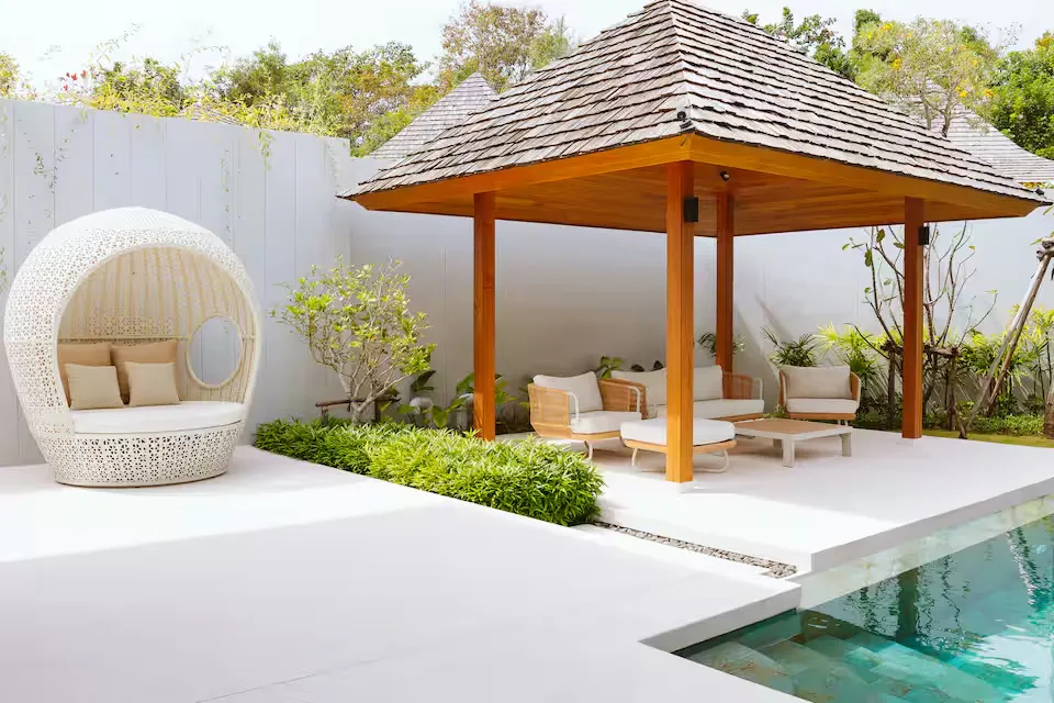 Property image - full photo 11