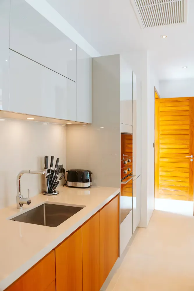 Property image - full photo 6