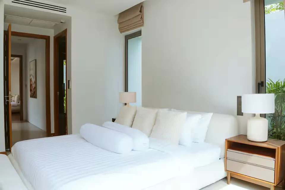 Property image - full photo 17