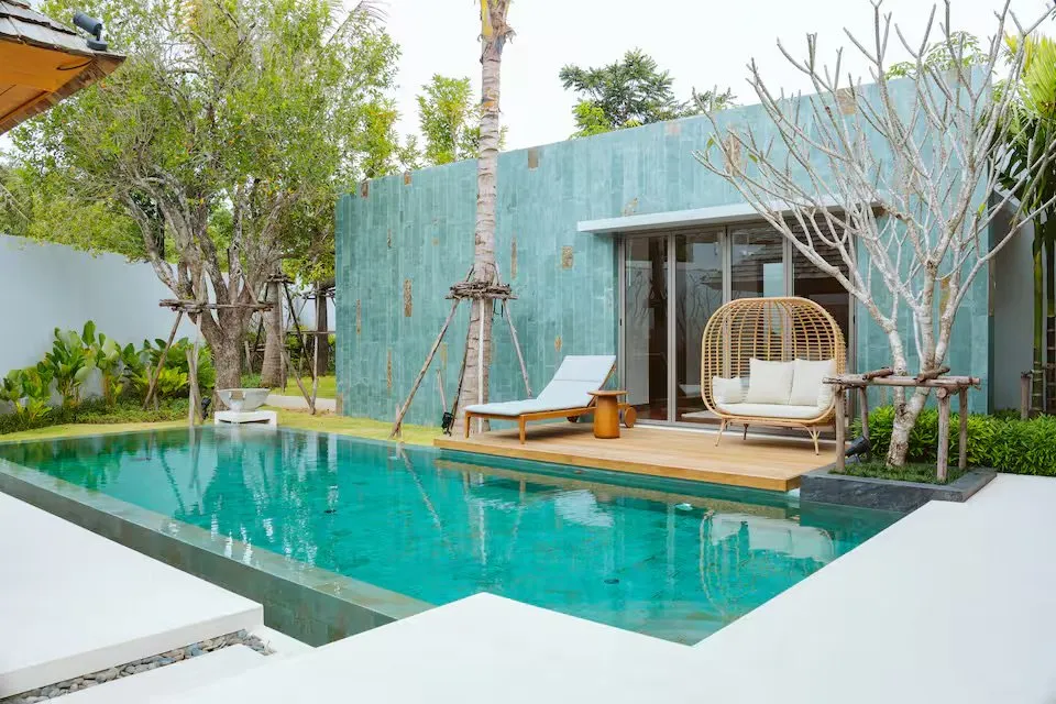 Property image - full photo 2