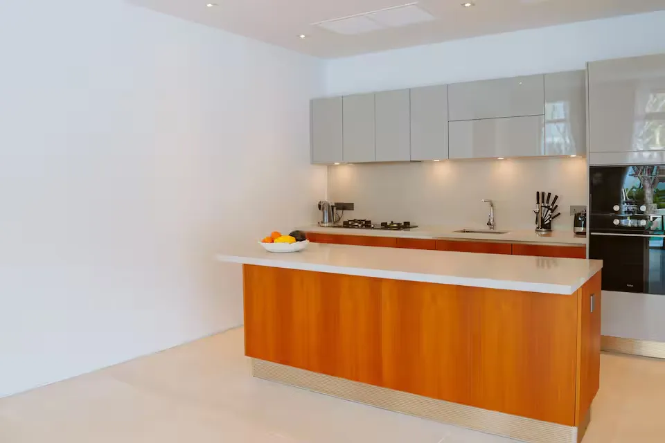 Property image - full photo 8