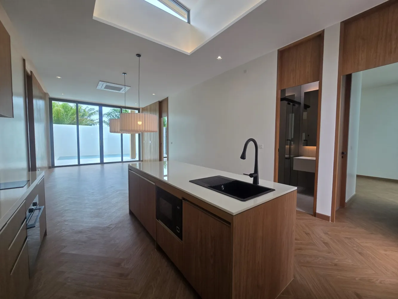 Property image - full photo 6