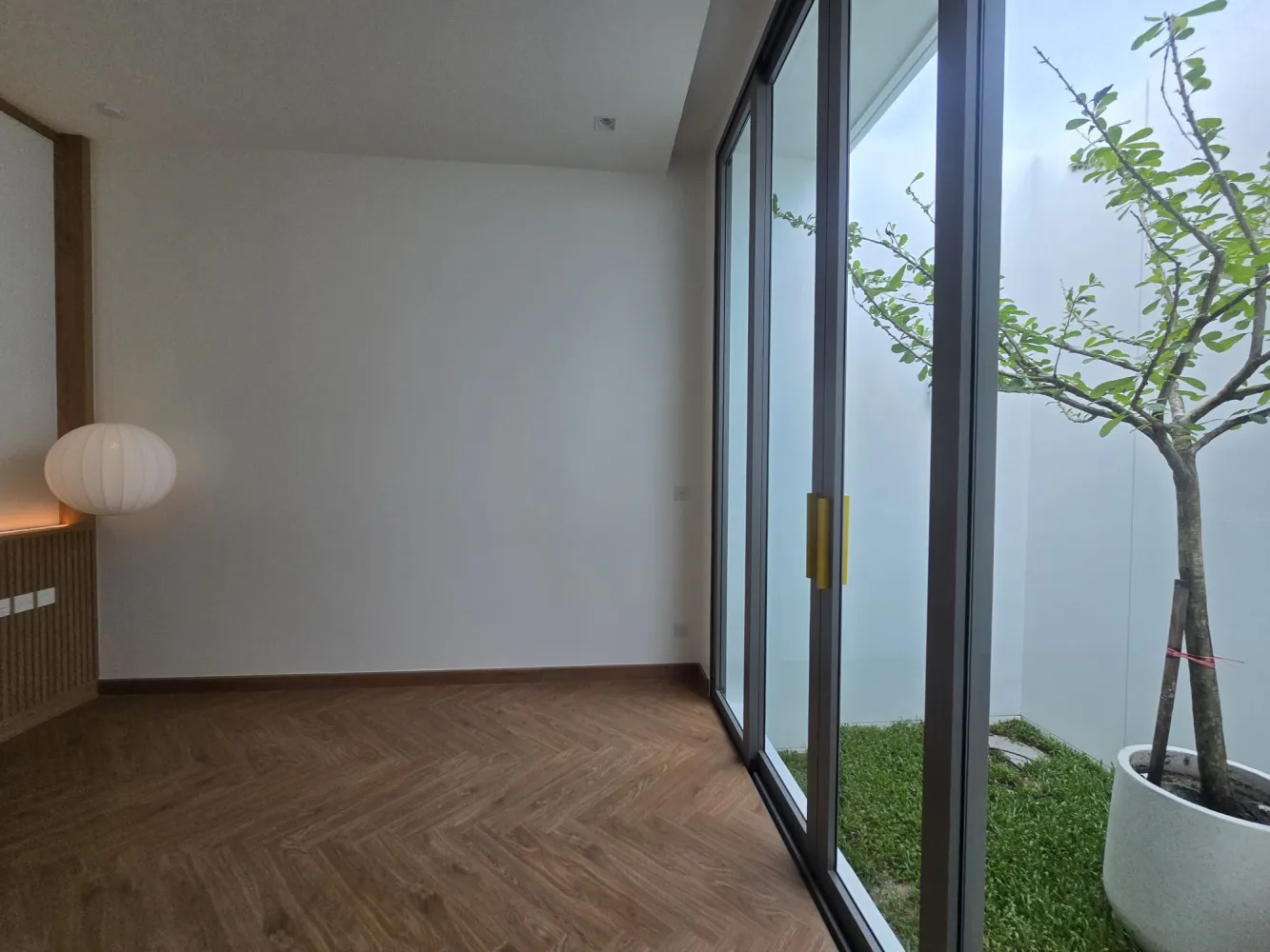 Property image - full photo 9