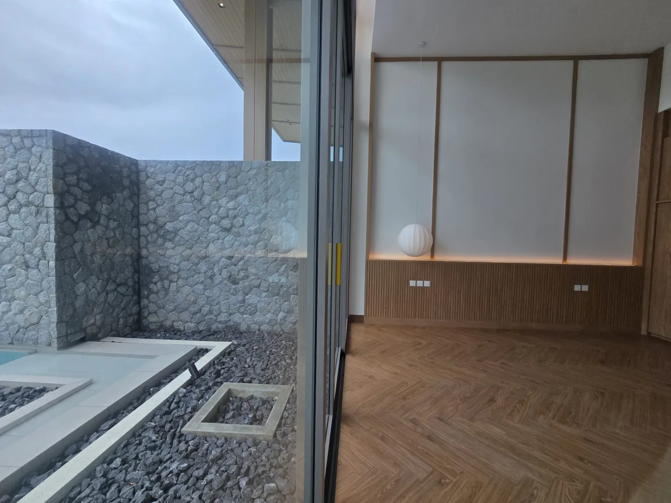 Property image - full photo 15