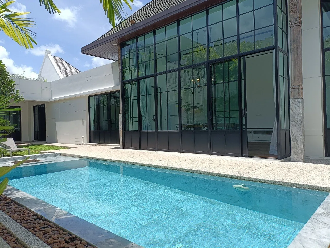Property image - full photo 33