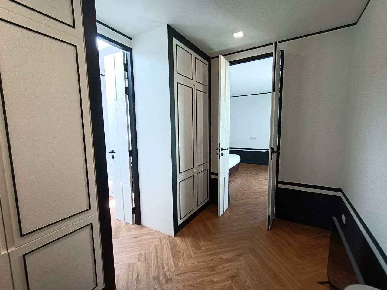 Property image - full photo 22