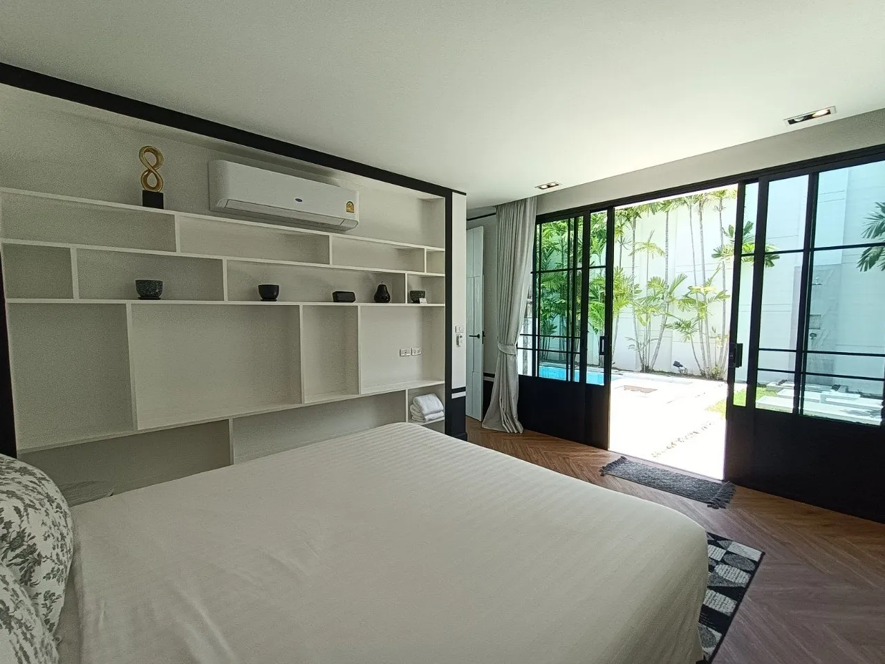 Property image - full photo 23