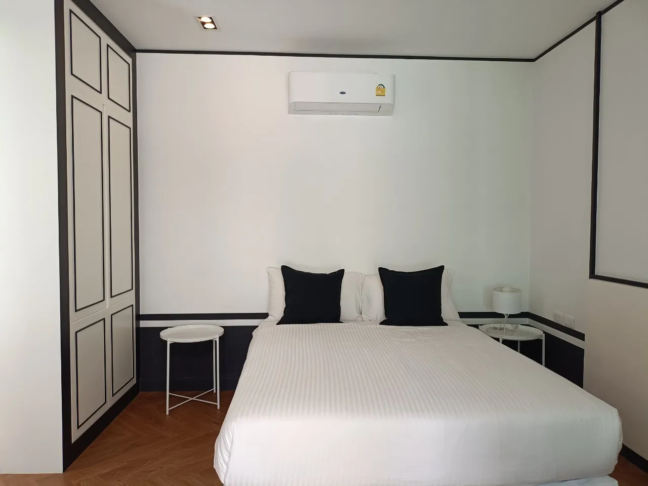 Property image - full photo 32
