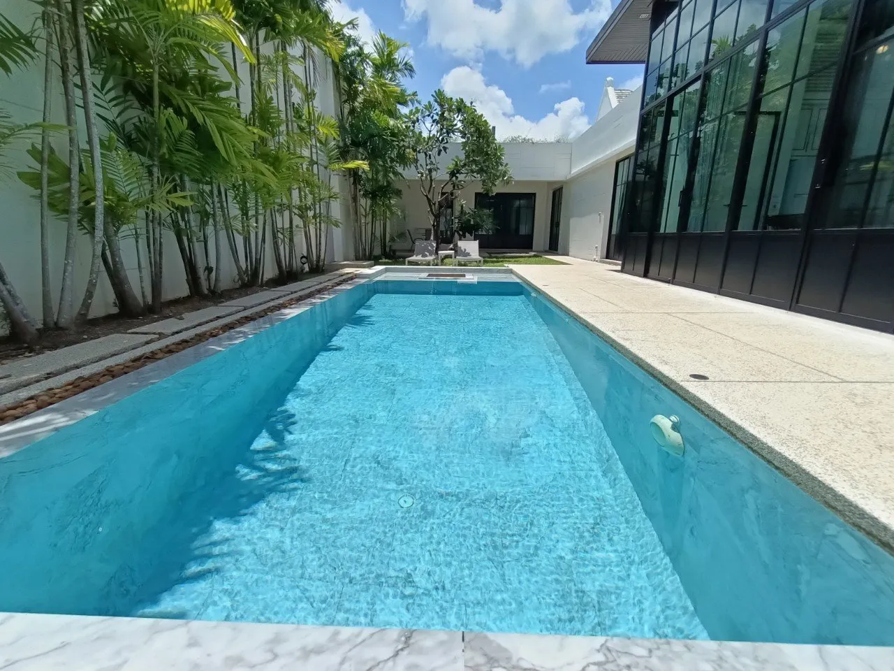 Property image - full photo 47