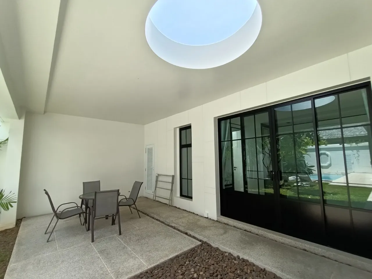 Property image - full photo 46