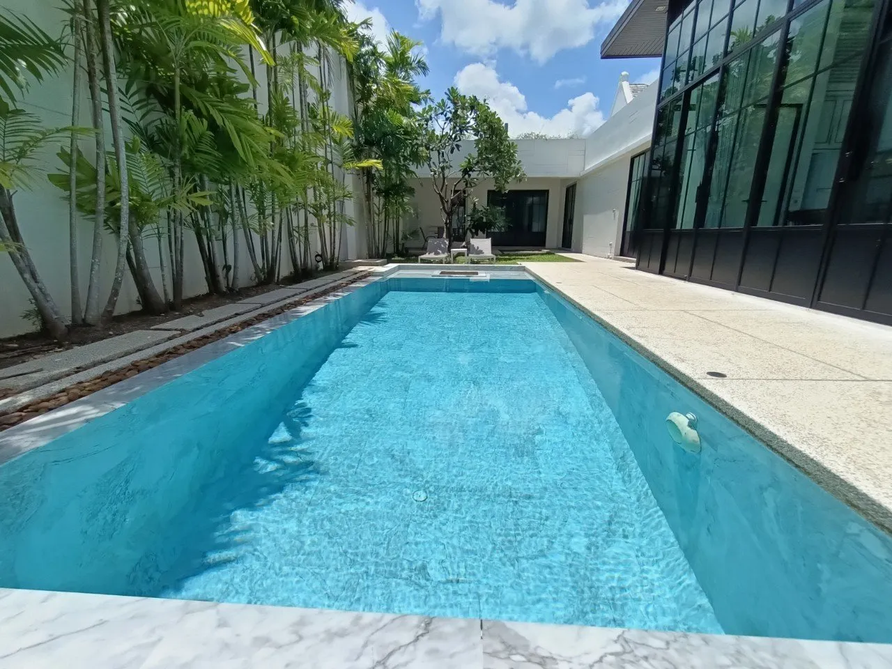 Property image - full photo 48
