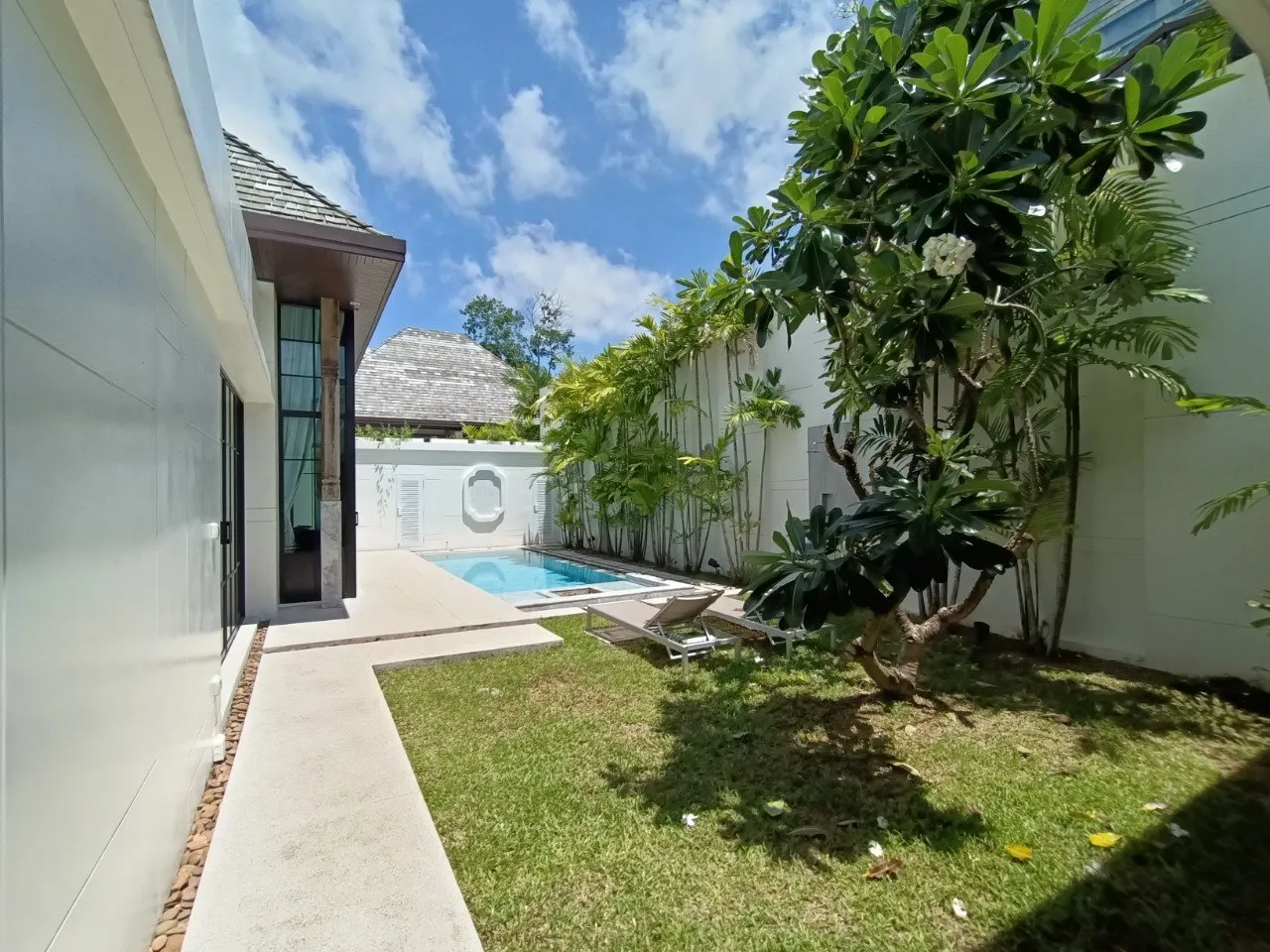 Property image - full photo 52
