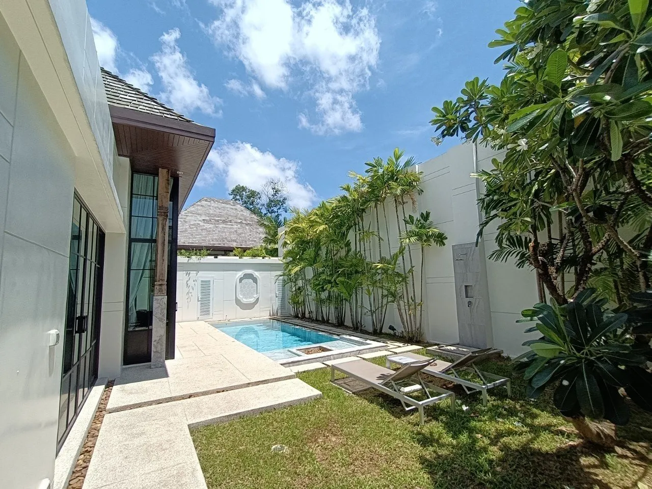 Property image - full photo 45