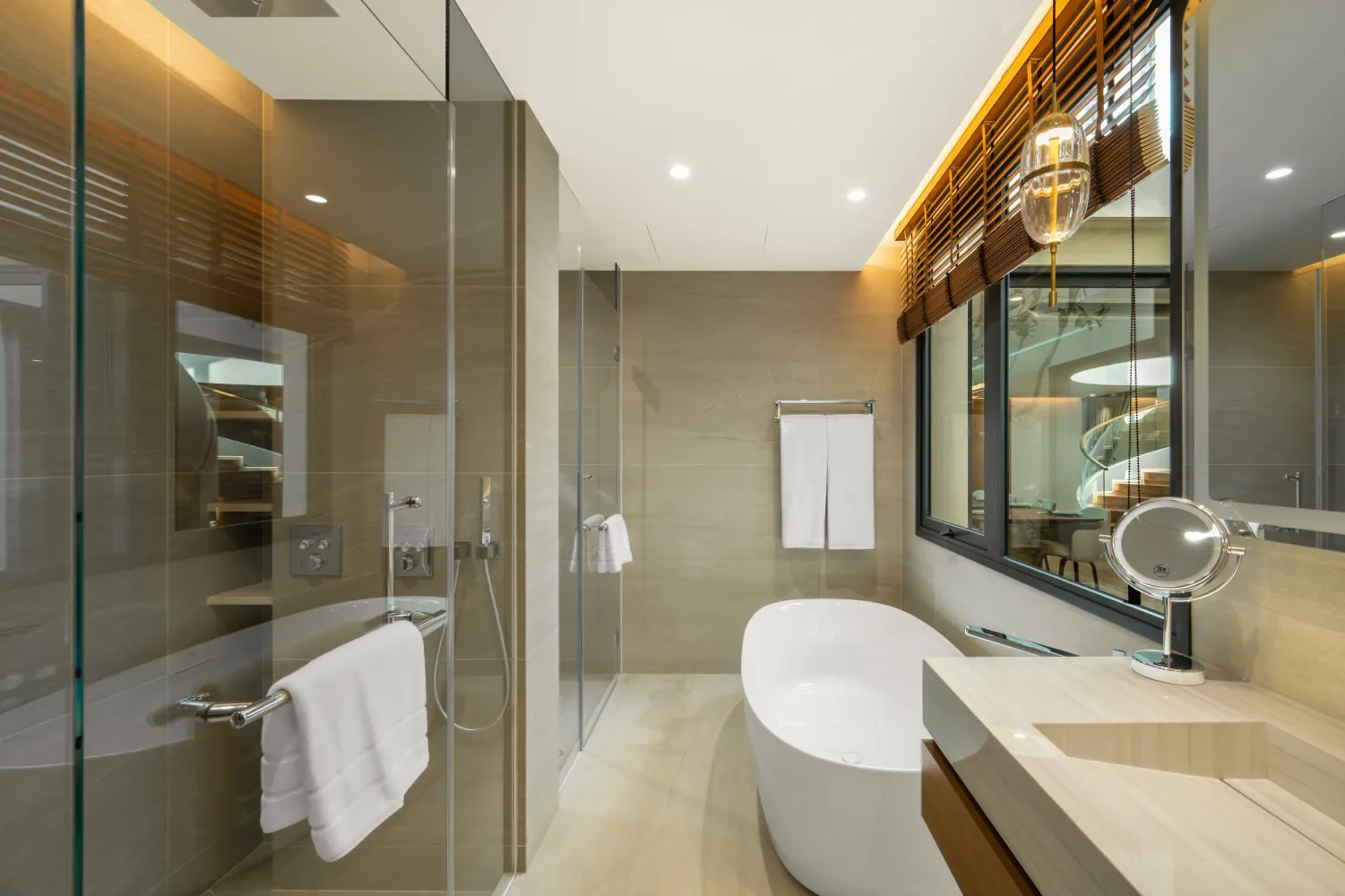 Property image - full photo 11