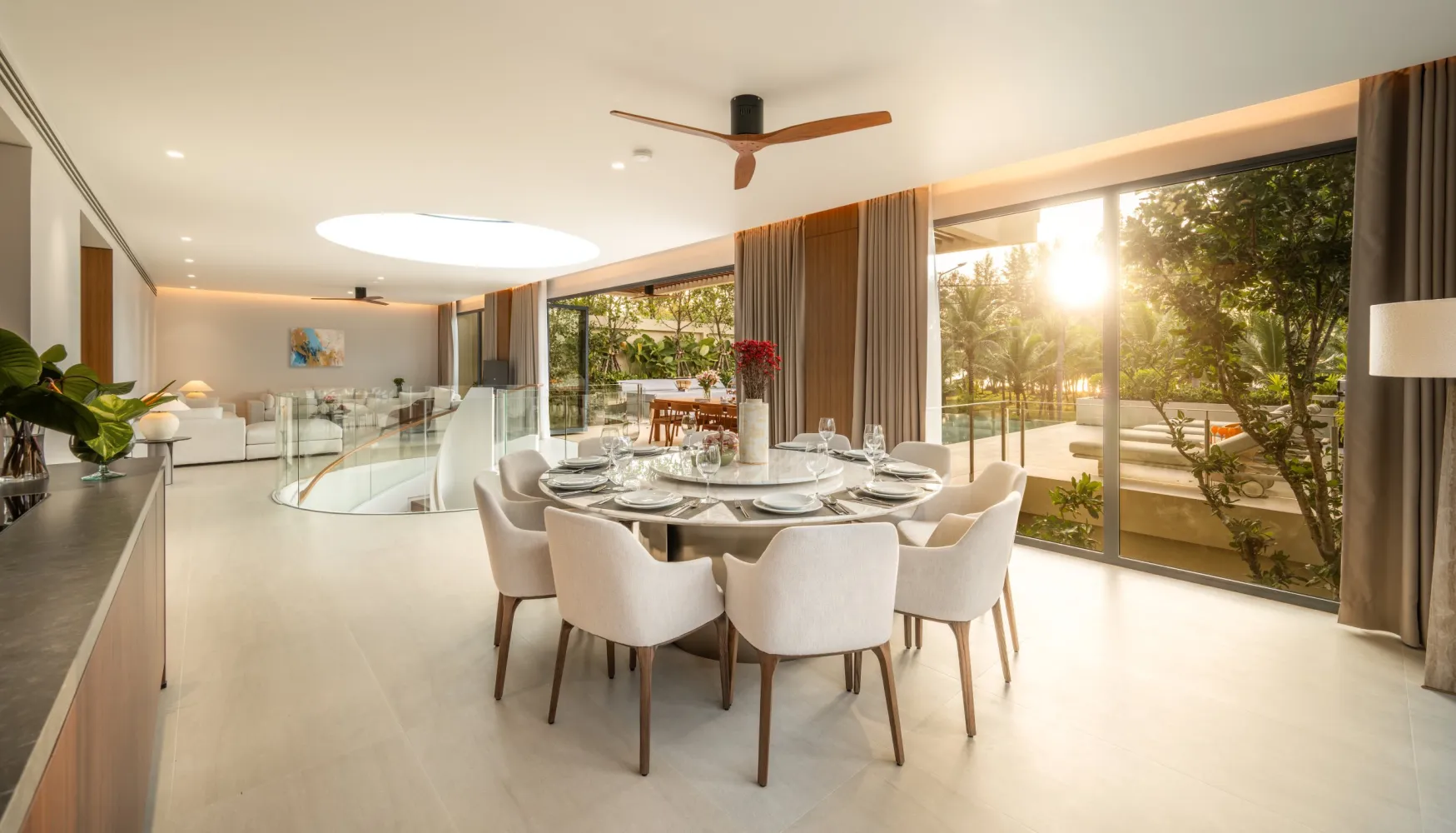Property image - full photo 5